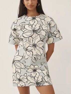 Floral Shift Dress in Pale Blue and Cream
